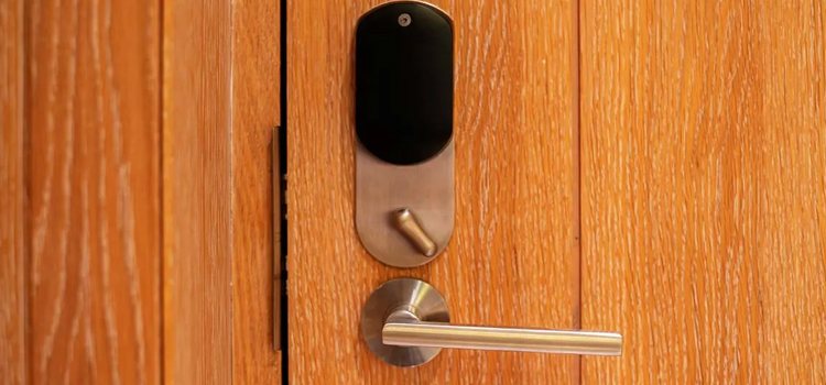Automatic Locking Door Knob Perth